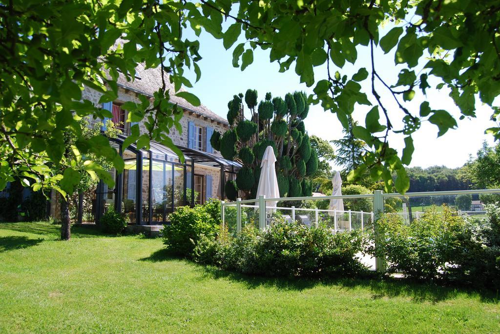Les Maisons De Concasty Boisset (Cantal) Exterior foto